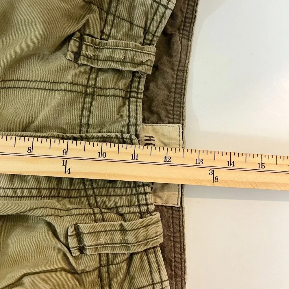 Vintage Hollister Y2K Green Cargo Shorts Distressed -‎ Men's Size 28